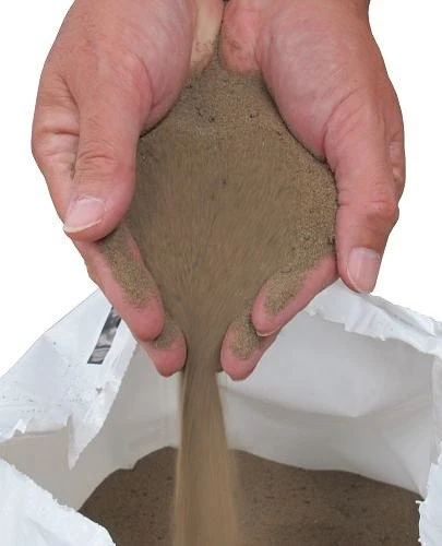 Lawn Dressing Loam & Iron Sand 30/70 25kg 3 Lawn Dressing Loam & Iron Sand 30/70 25kg